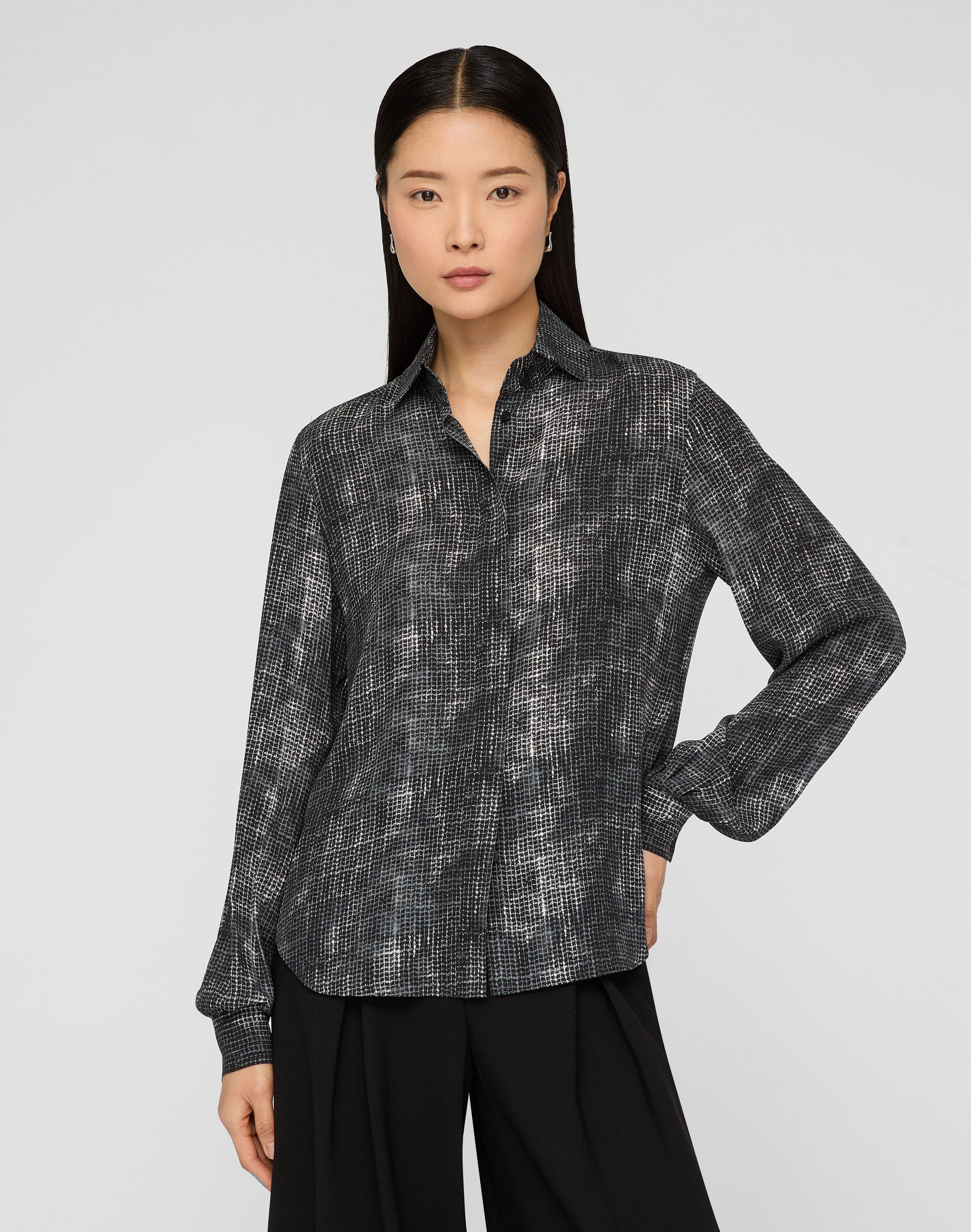 Diffused Houndstooth Print Silk Chiffon Blouse
