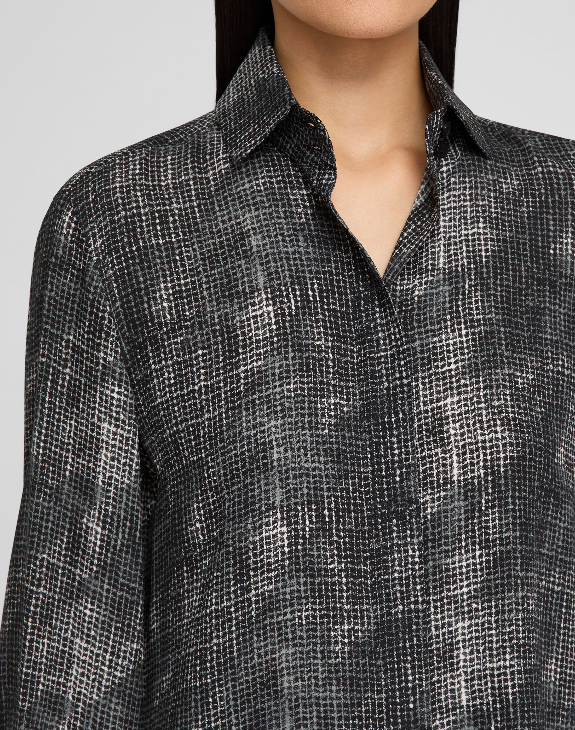 Diffused Houndstooth Print Silk Chiffon Blouse