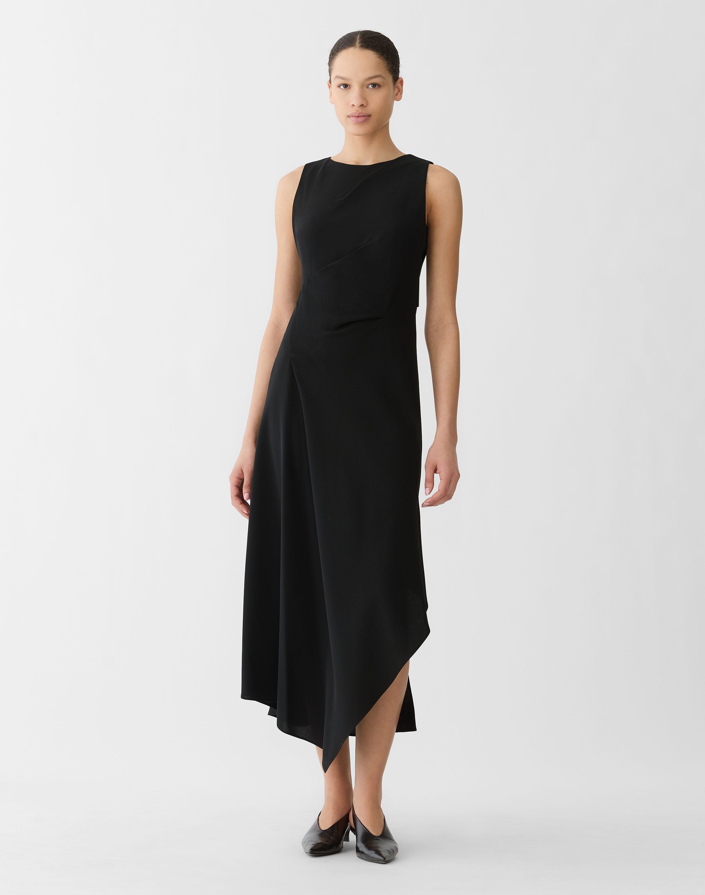 Responsible Finesse Crepe Sleeveless Maxi Dress