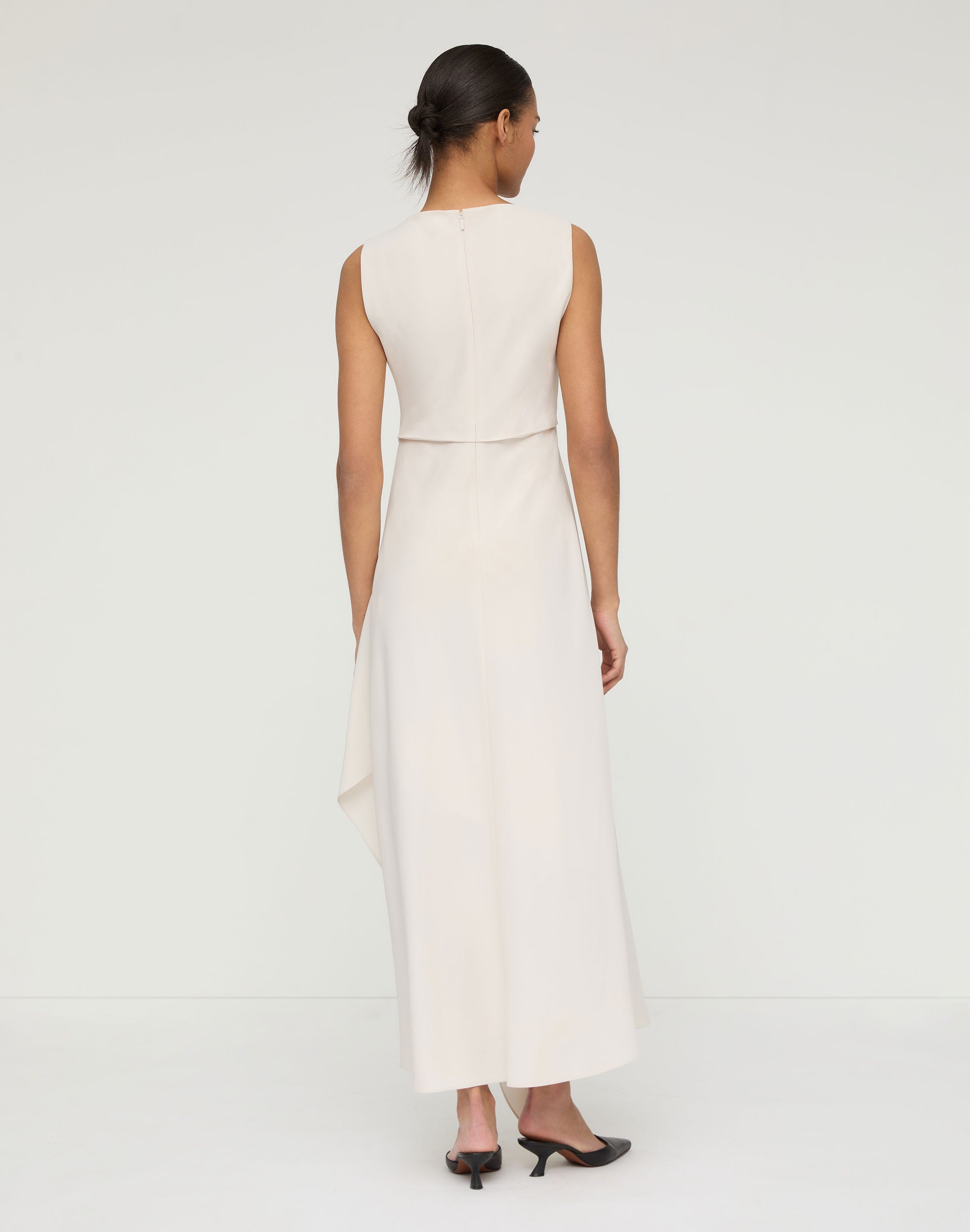 Responsible Finesse Crepe Sleeveless Maxi Dress