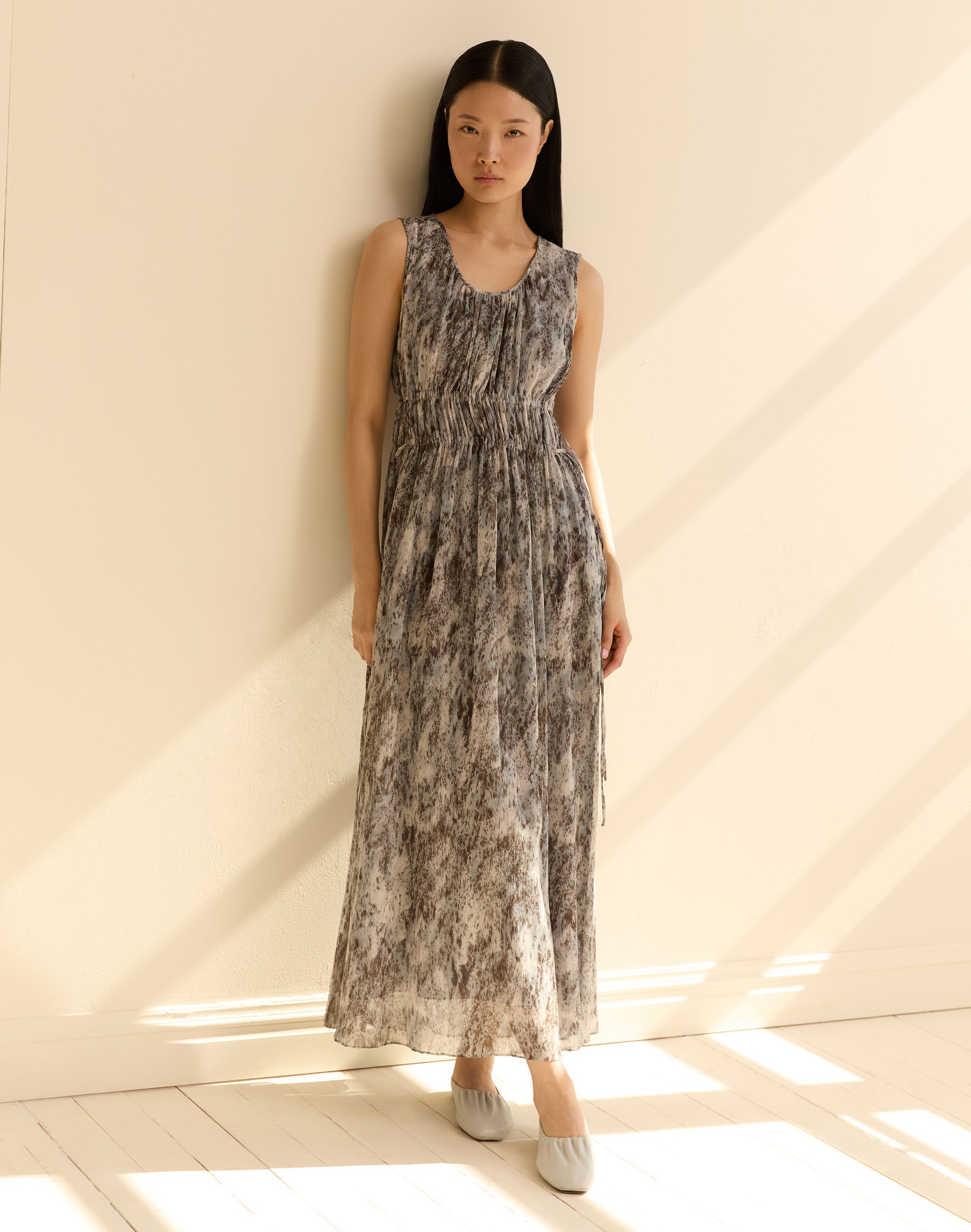 Speckled Glaze Print Georgette Sleeveless Gathered Waist Dress