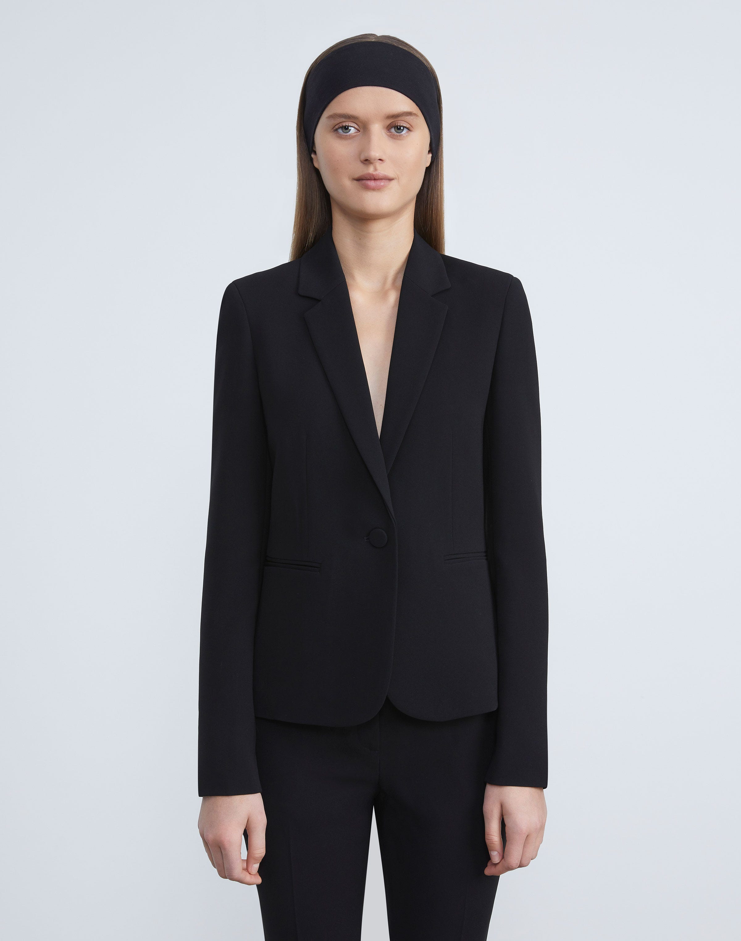 Finesse Crepe Single Button Blazer