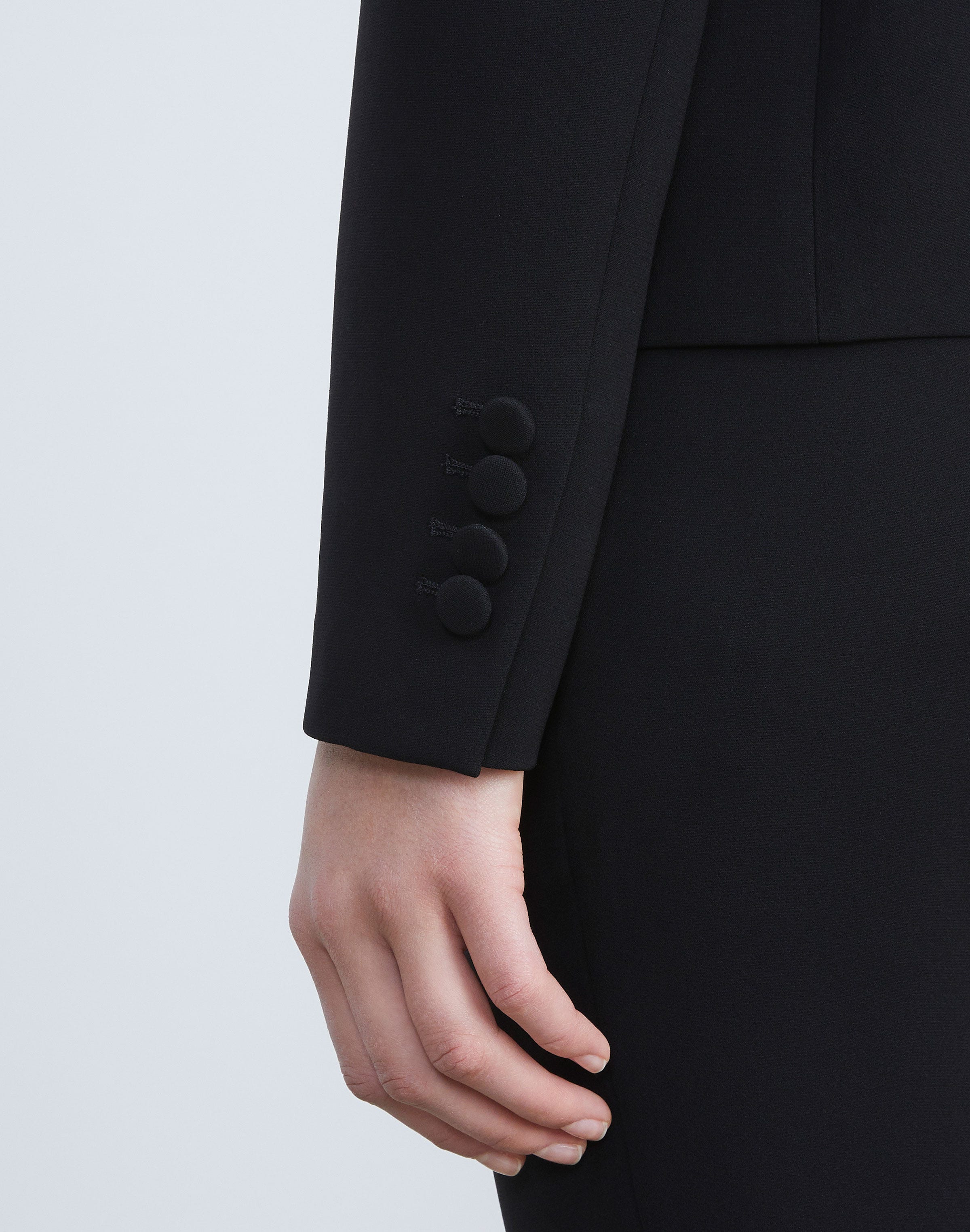 Finesse Crepe Single Button Blazer