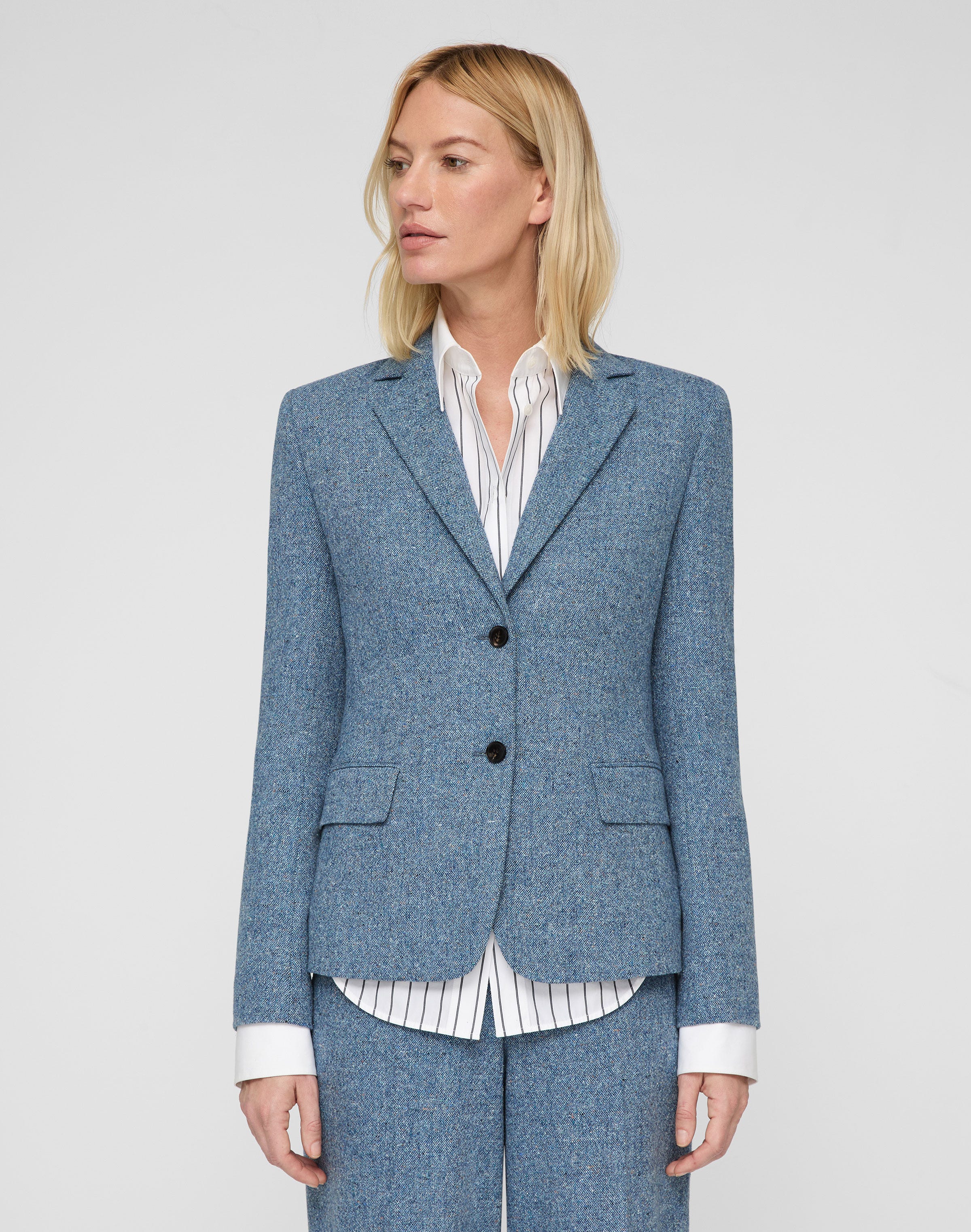 Donegal Tweed Button Fitted Blazer
