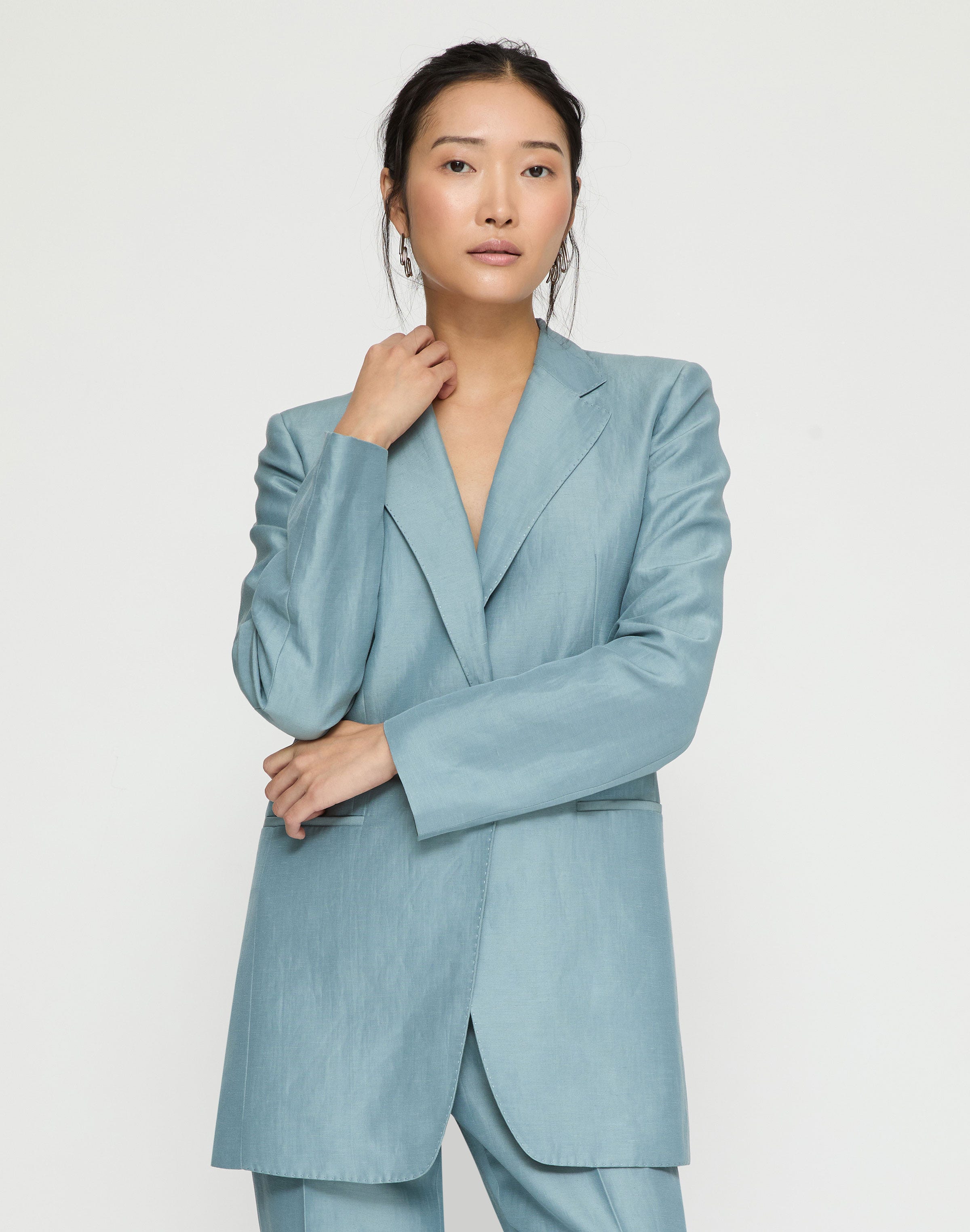 Linen-Viscose Elongated Blazer