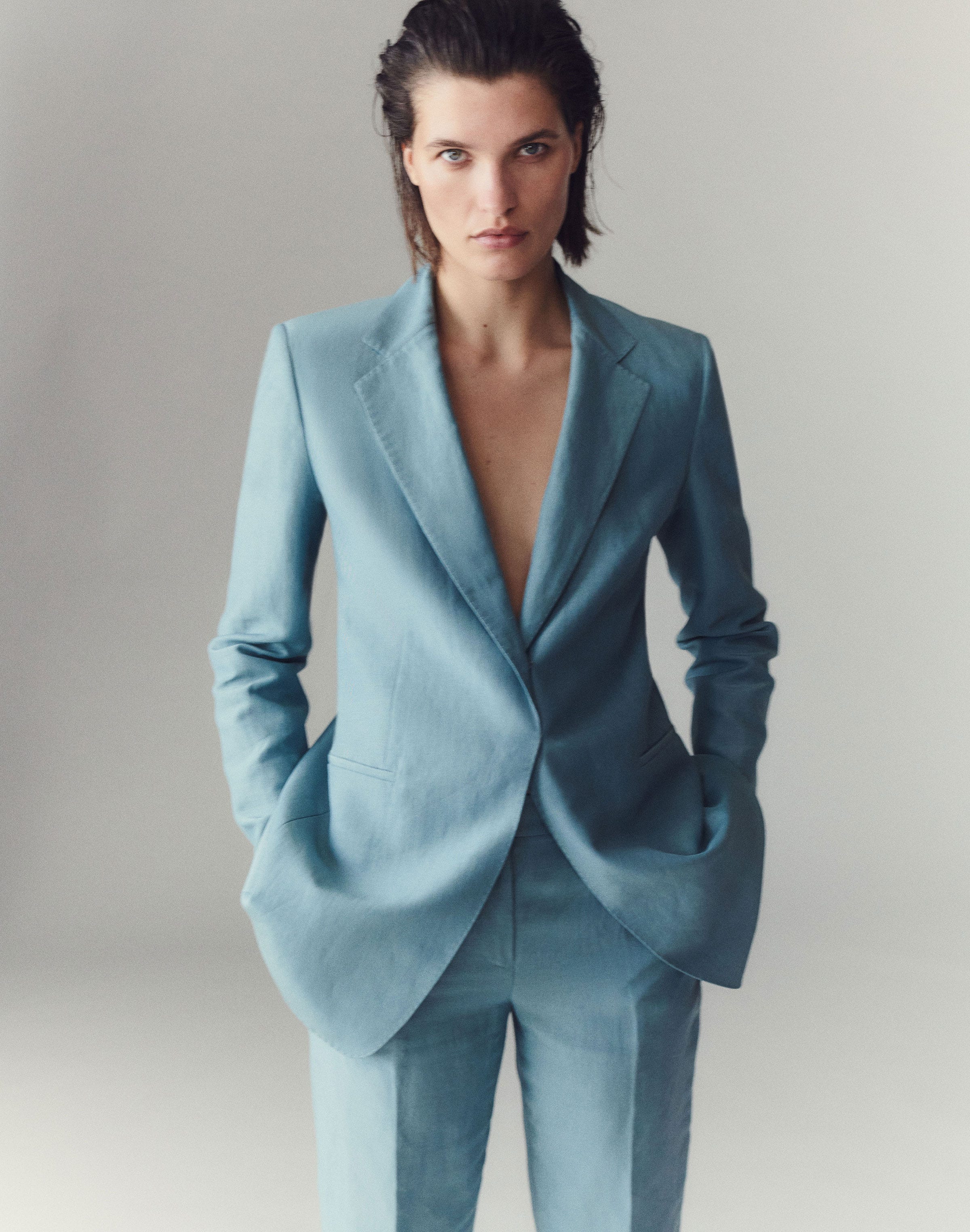 Linen-Viscose Elongated Blazer