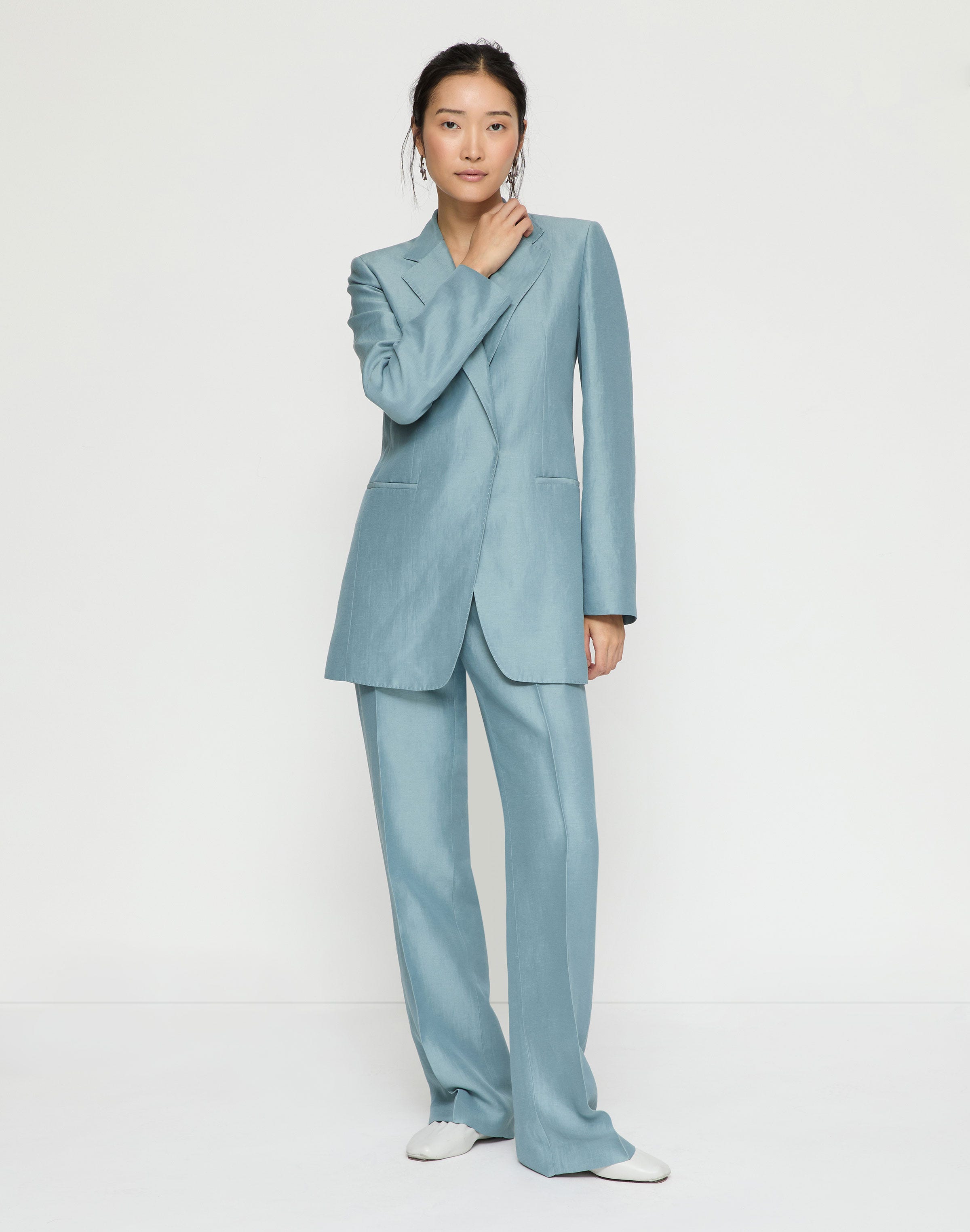 Linen-Viscose Elongated Blazer