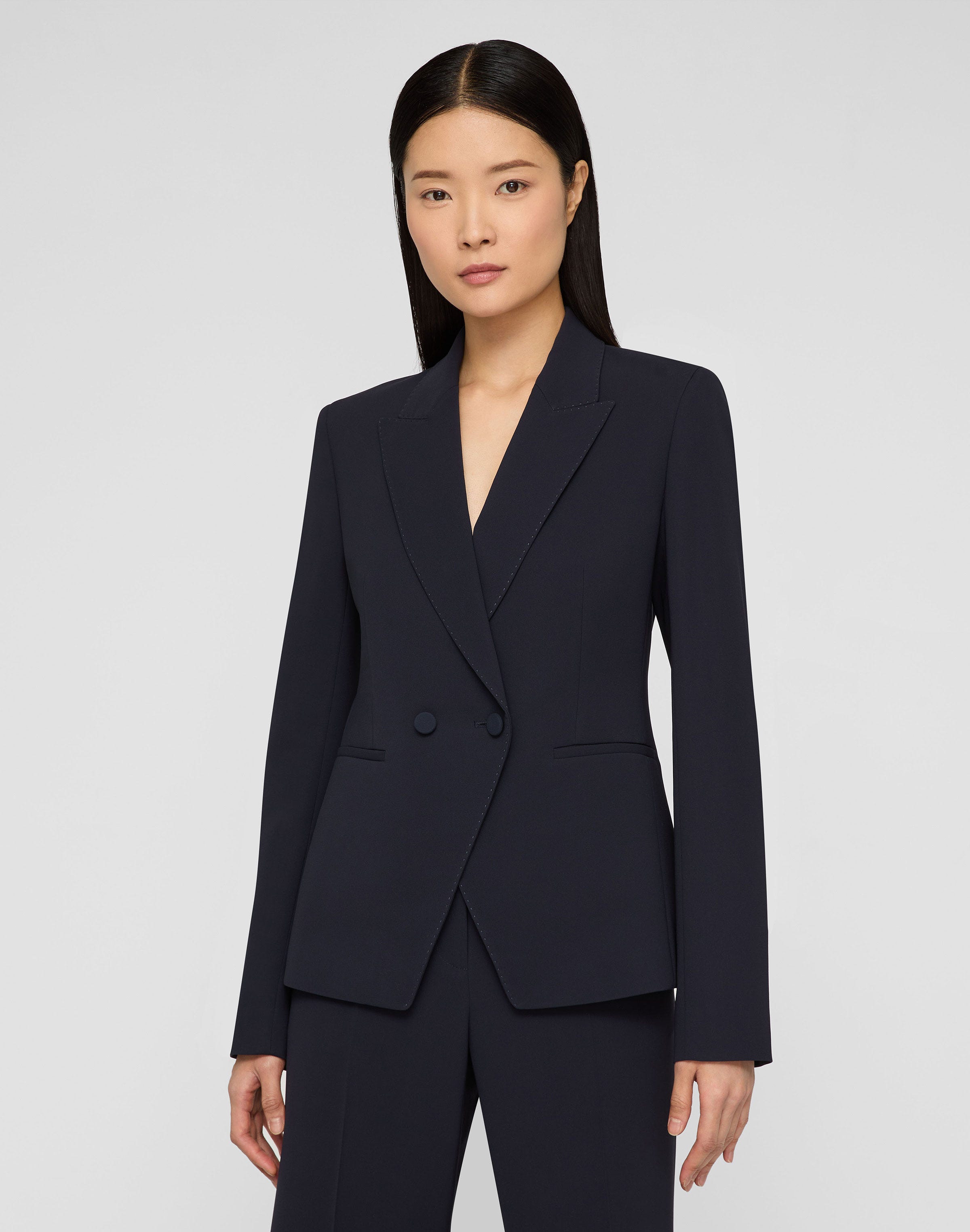 Responsible Finesse Crepe Double Breasted Blazer