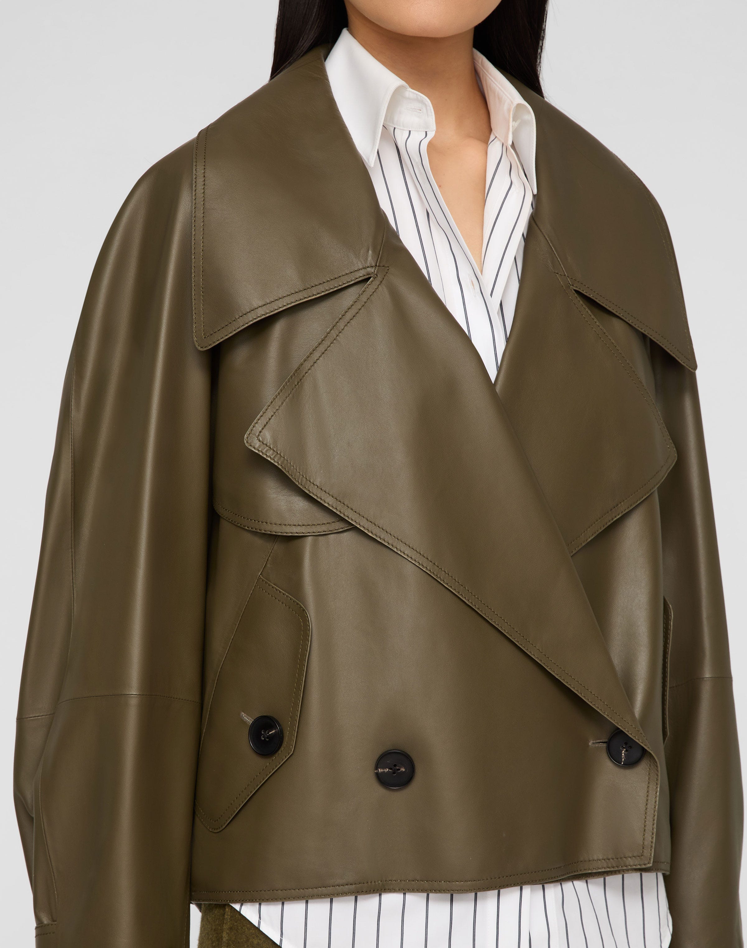 Lightweight Lambskin Leather Cropped Oversized Trench Jacket