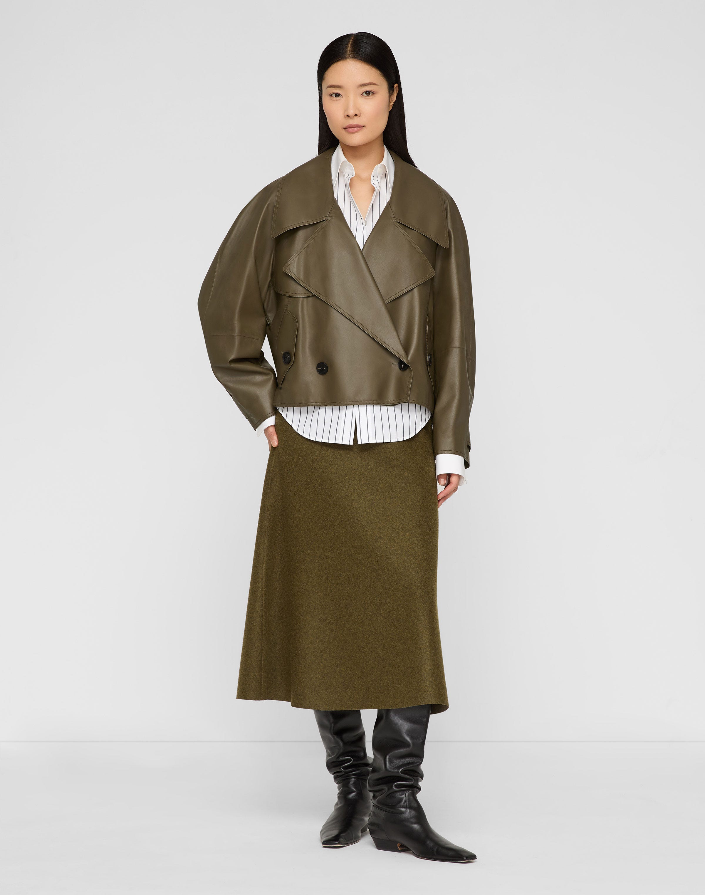 Lightweight Lambskin Leather Cropped Oversized Trench Jacket