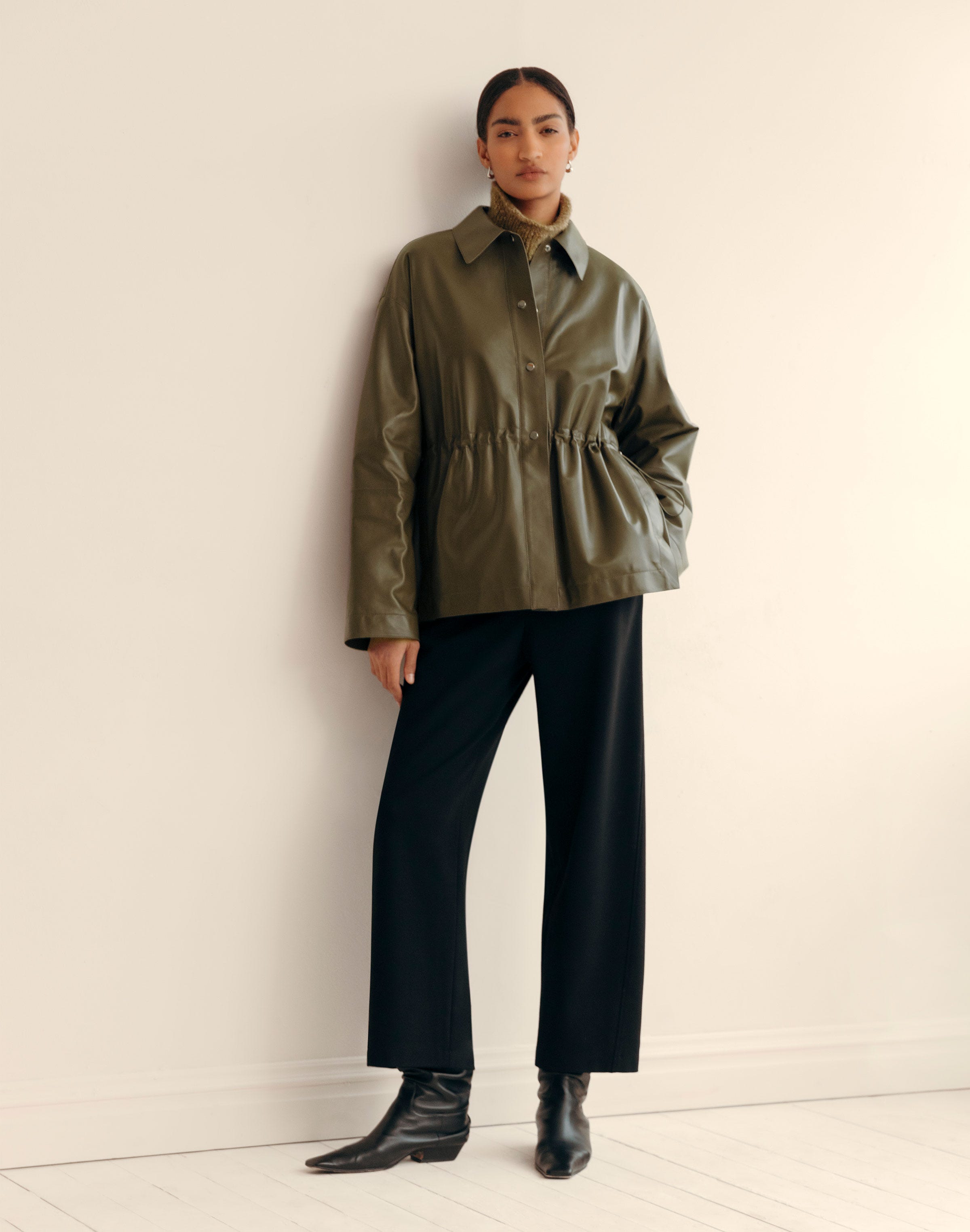 Lightweight Lambskin Leather Gathered Waist Oversized Jacket