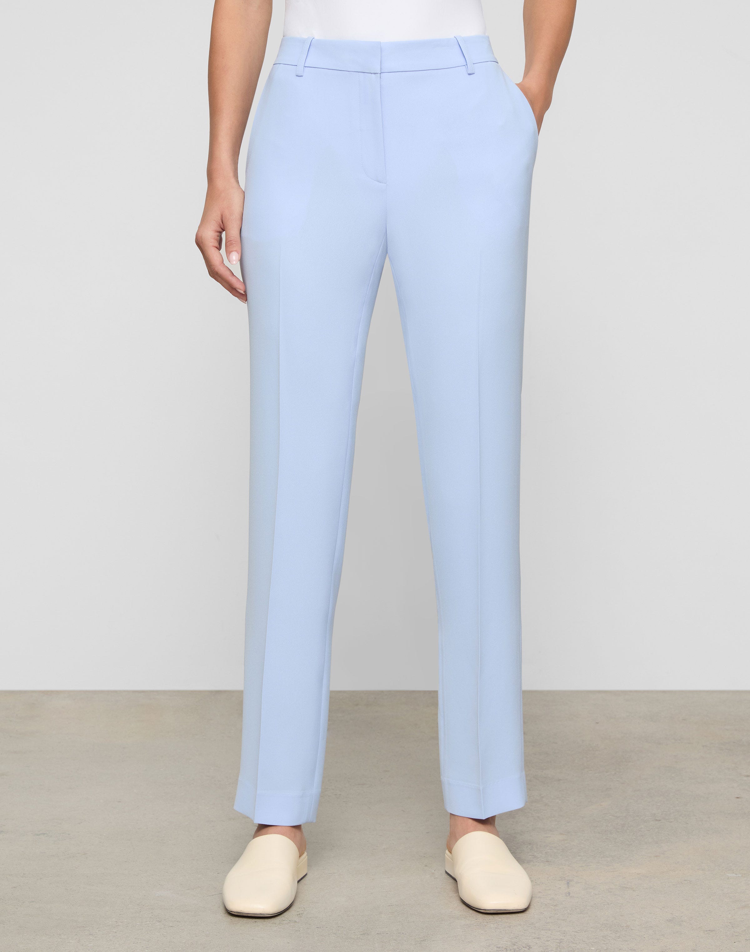 Finesse Crepe Clinton Ankle Pant