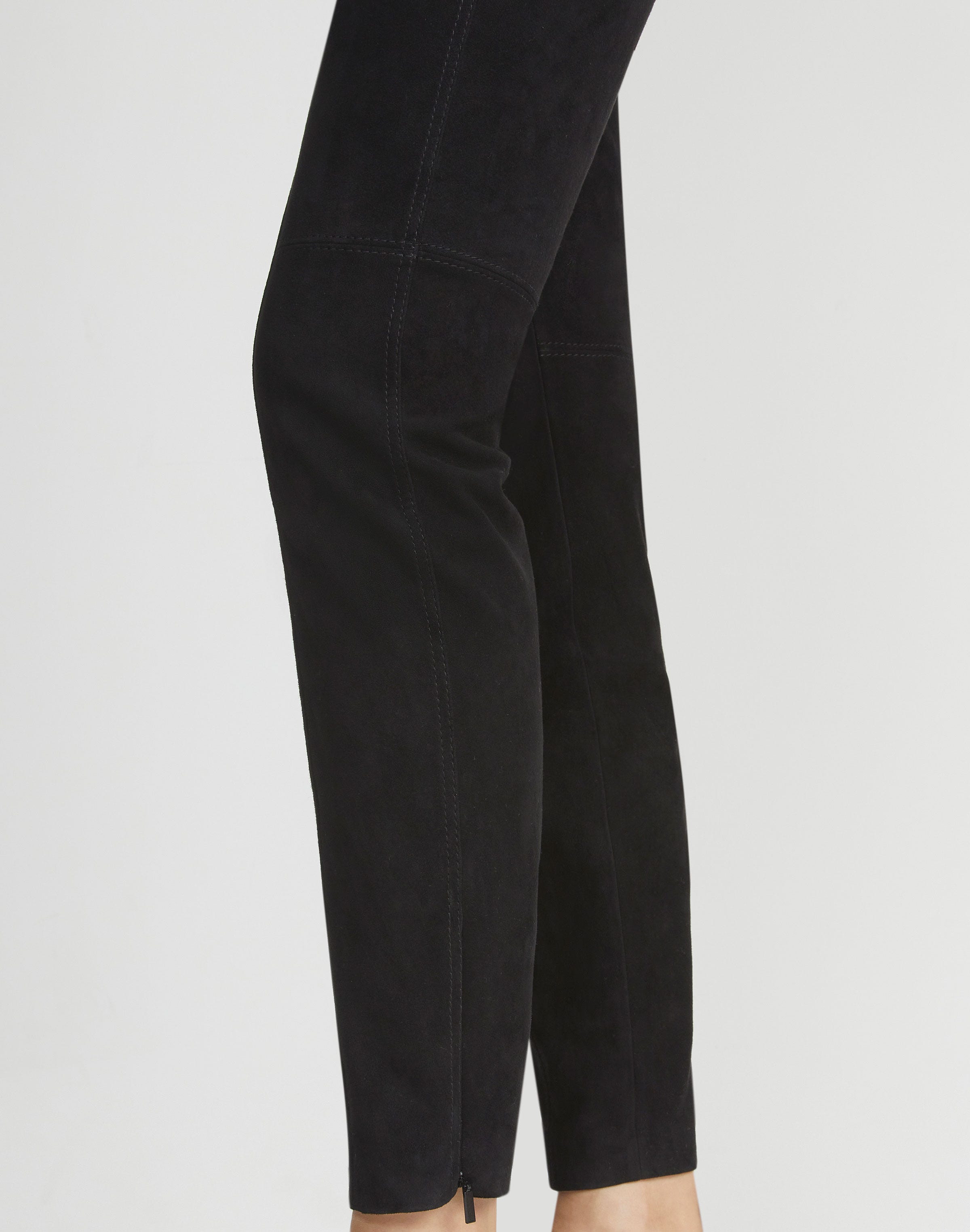 Stretch Suede Leonard Legging