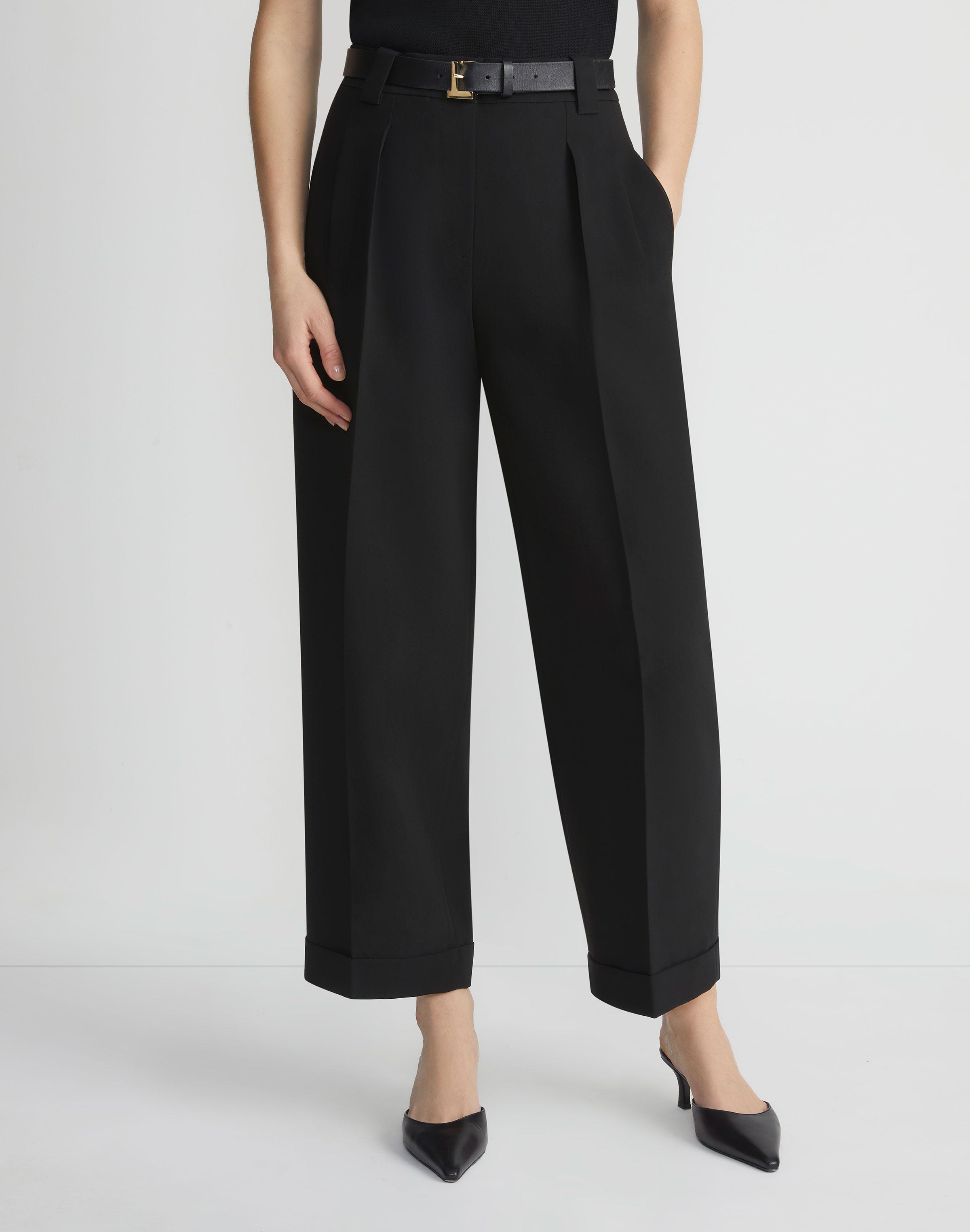 Responsible Finesse Crepe Wyatt Barrel Leg Pant