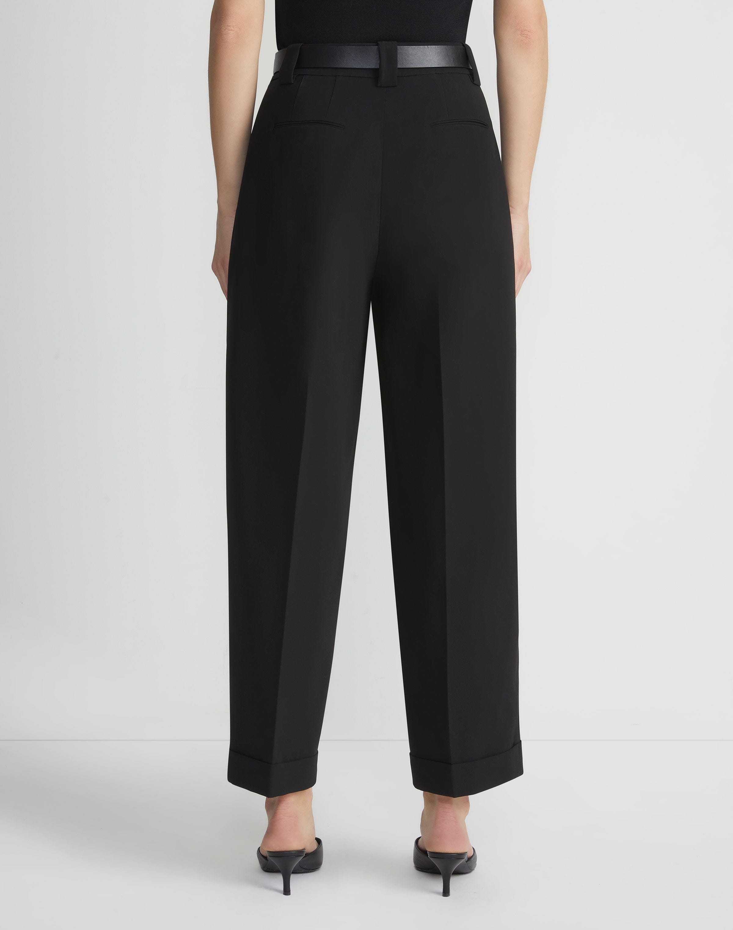 Responsible Finesse Crepe Wyatt Barrel Leg Pant