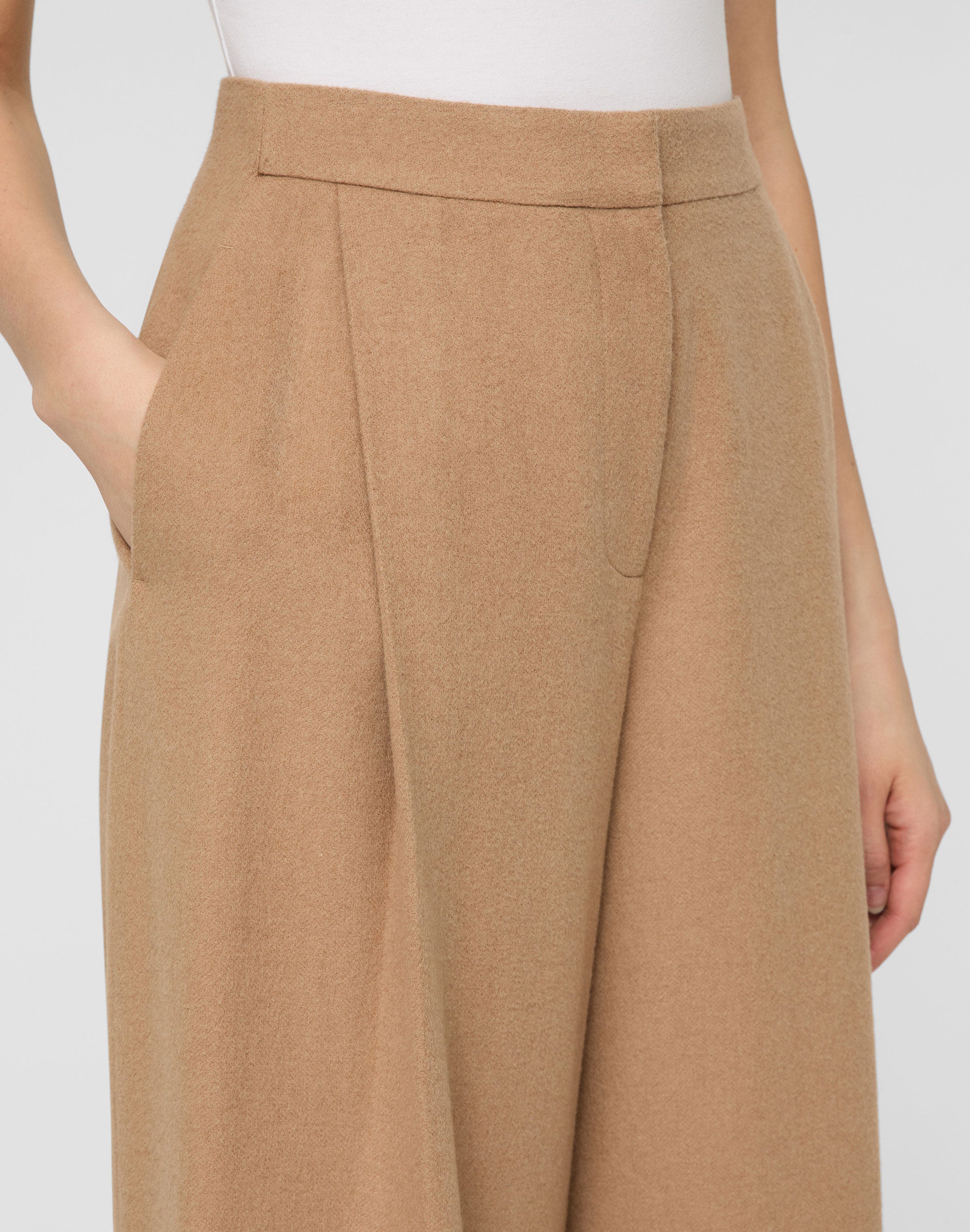 Camel Hair Cooper Pleated Barrel Leg Ankle Pant