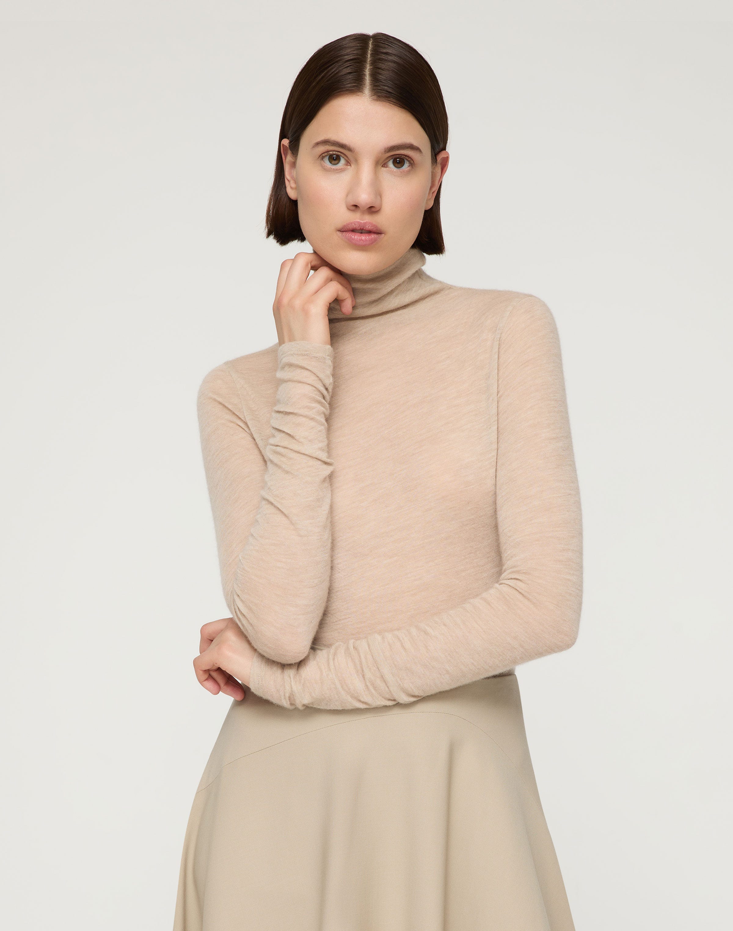 Cashmere Jersey Elongated Fitted Turtleneck