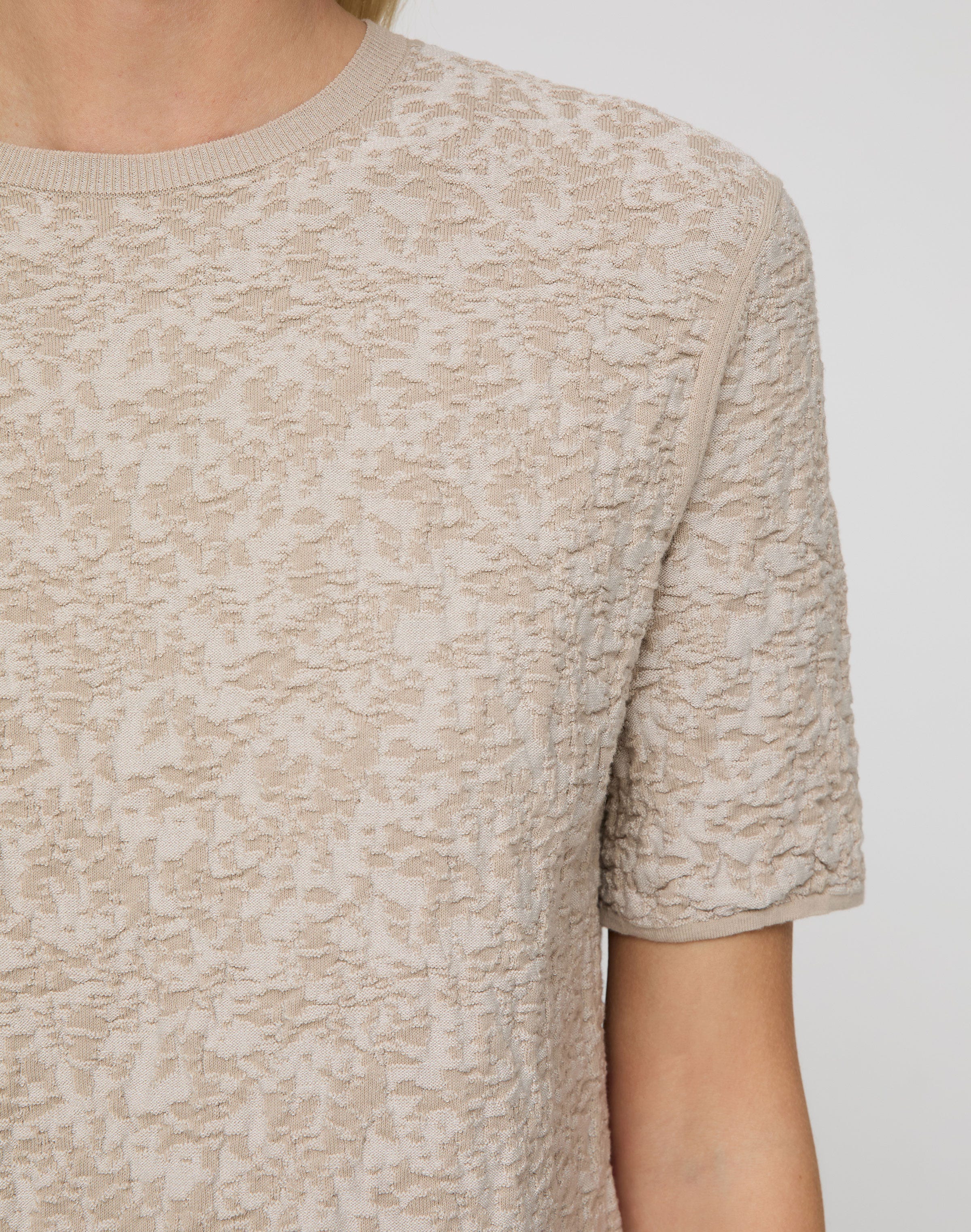 Cotton-Finespun Voile Jacquard Knit T-Shirt 