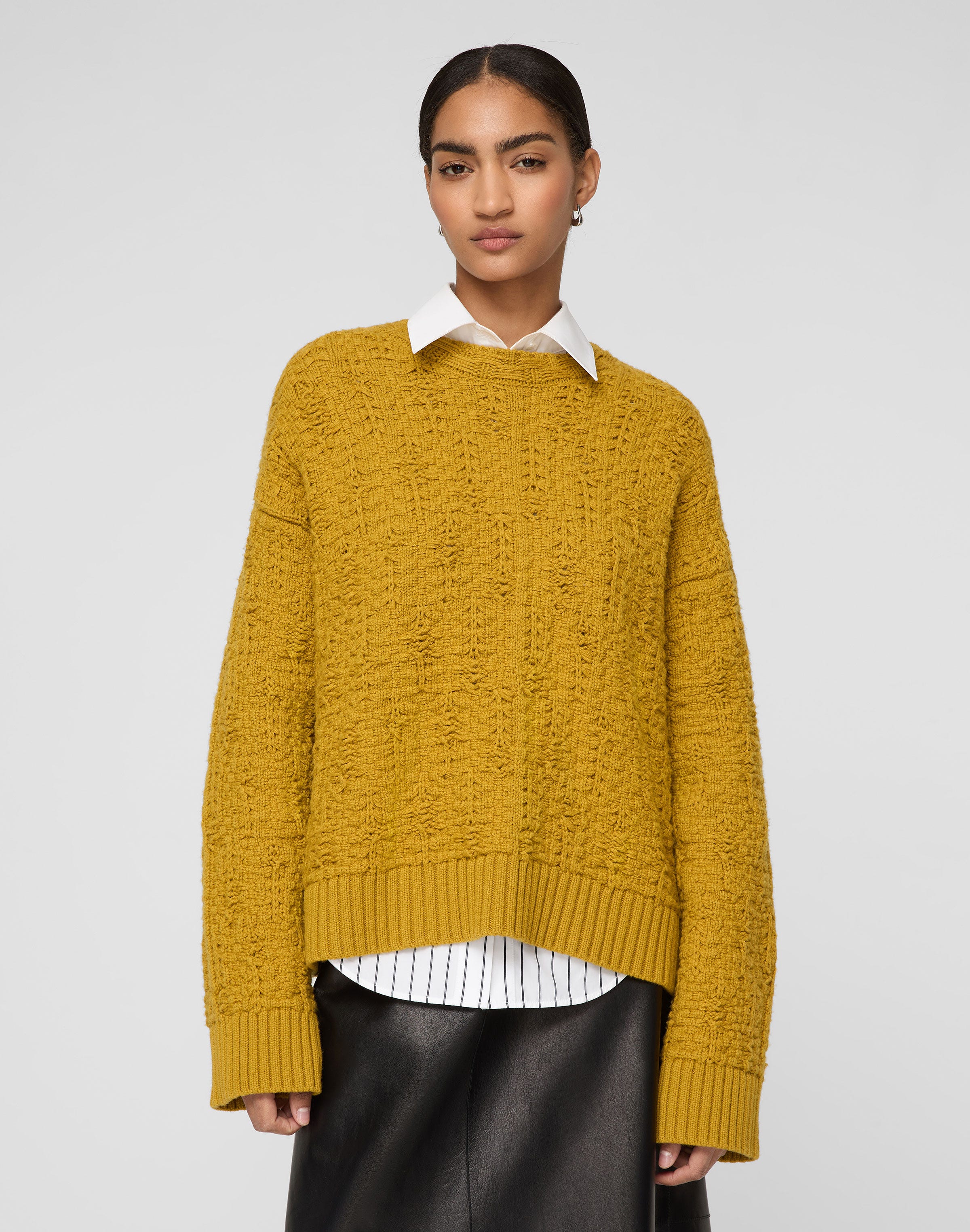 Wool-Cashmere Textured Stitch Crewneck Sweater