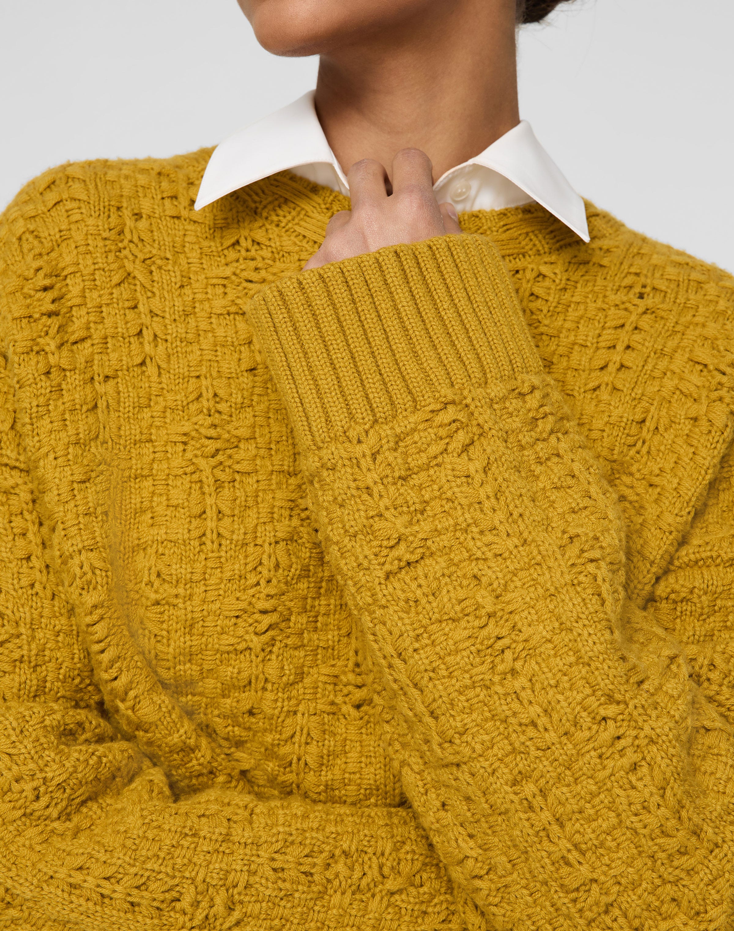 Wool-Cashmere Textured Stitch Crewneck Sweater